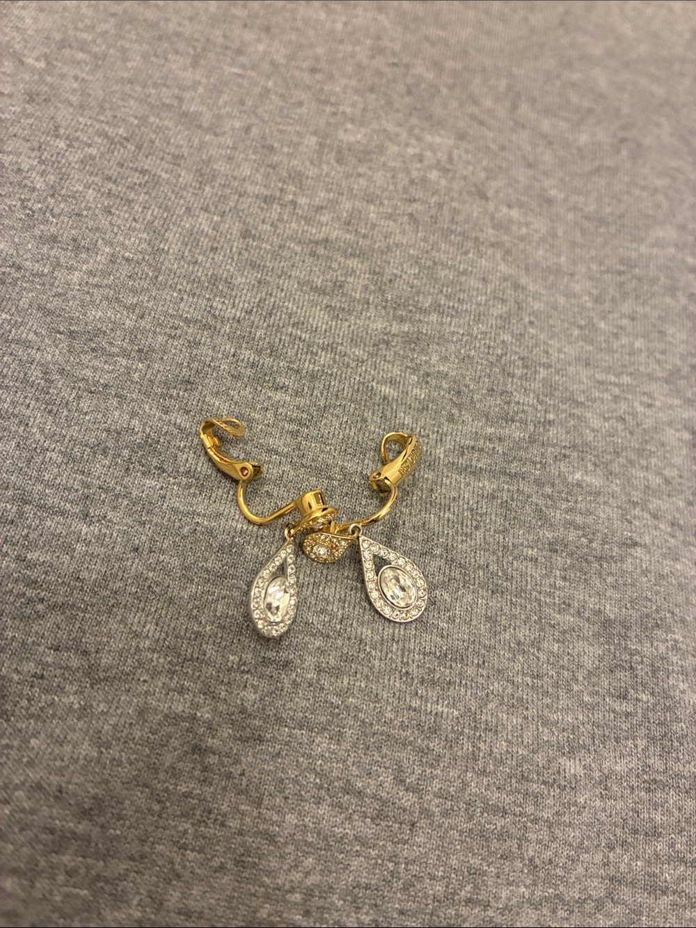 Authentic Swarovski Teardrop Pave Crystal Clip-On Dangle Earrings👝